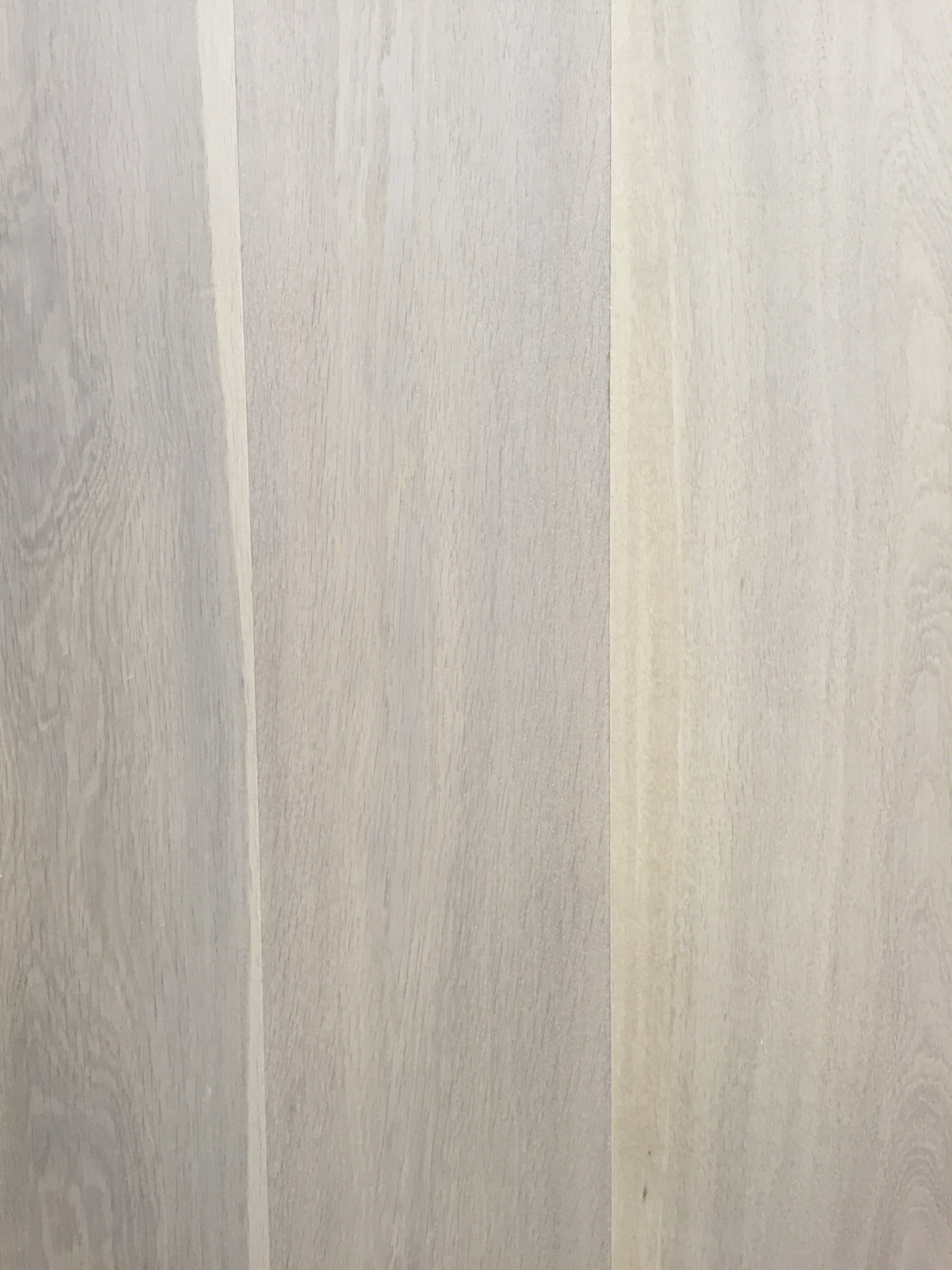 Xylo Fulham R130 Pearl White Stained Oak Rustic ABCD Brushed UV Oiled - 14 x 190 x 1900mm