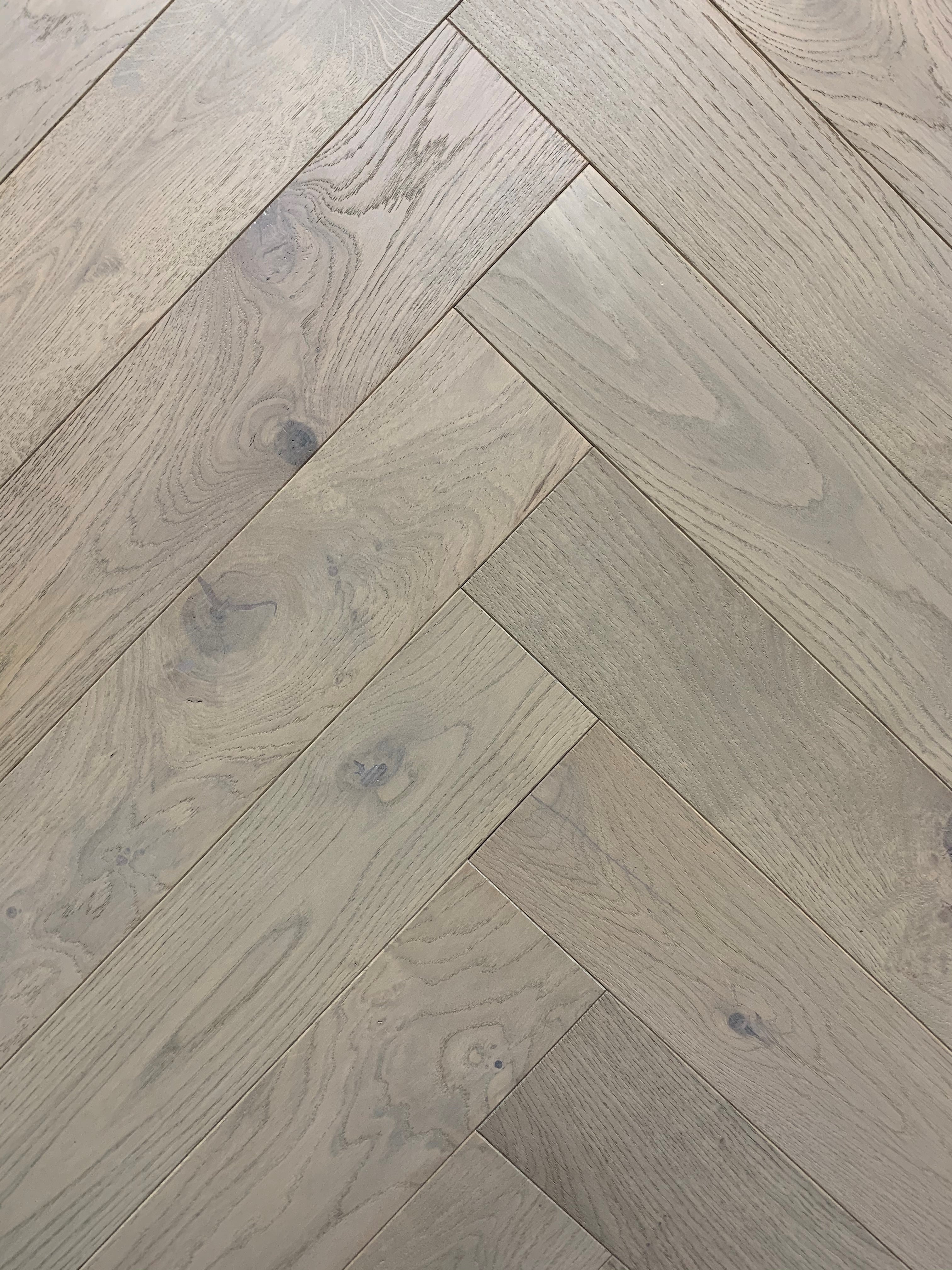 Artis Engineered Mushroom Grey Stained Oak Rustic-ABCD Brushed UV Lacquered - 14 x 125 x 625mm